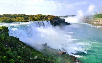 Autotour Trio Magique – Québec, Niagara, Ontario