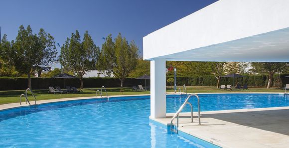 Hotel Barcelo Sevilla Renacimiento 5*