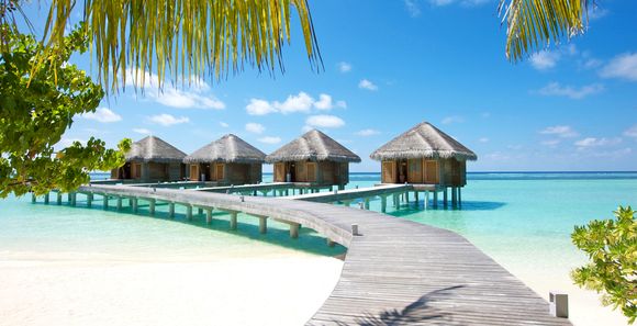 LUX* South Ari Atoll 5* en classe affaires avec Qatar Airways