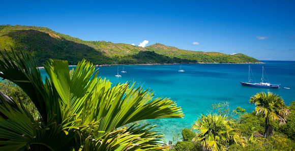 Hôtel Castello Beach 4* et découverte de La Digue