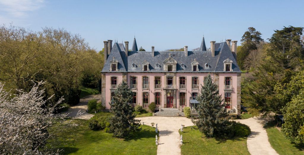 Ch&acirc;teau H&ocirc;tel du Colombier 4*