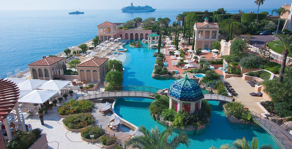 Monte-Carlo Bay Hotel & Resort 5*