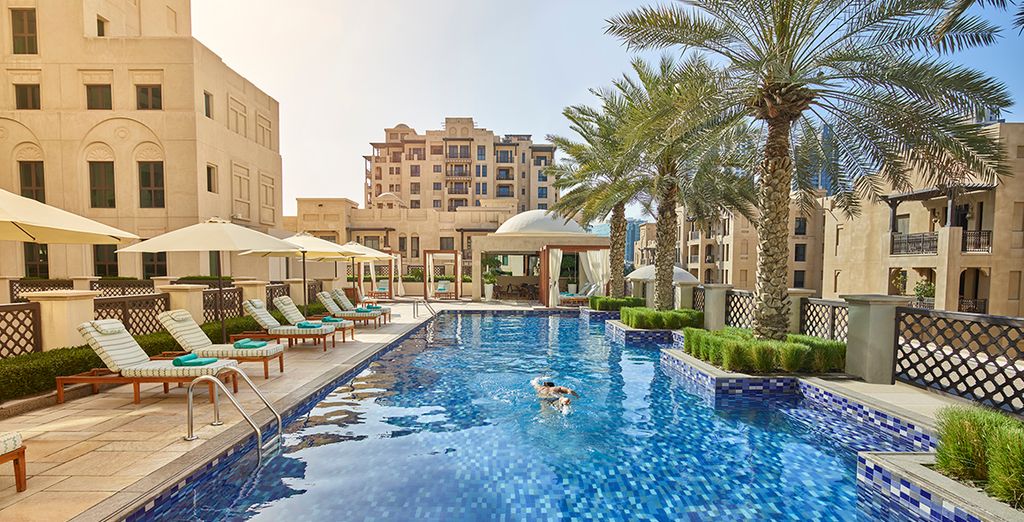 Hotel Manzil Downtown 4*