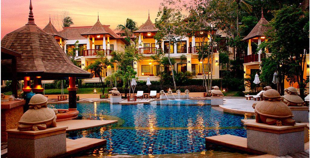Khao Lak Bhandari 4* und Crown Lanta Resort & Spa 5*