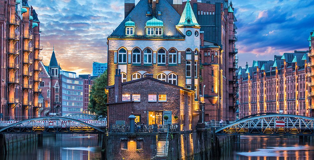 Hotel Barceló Hamburg 4*S