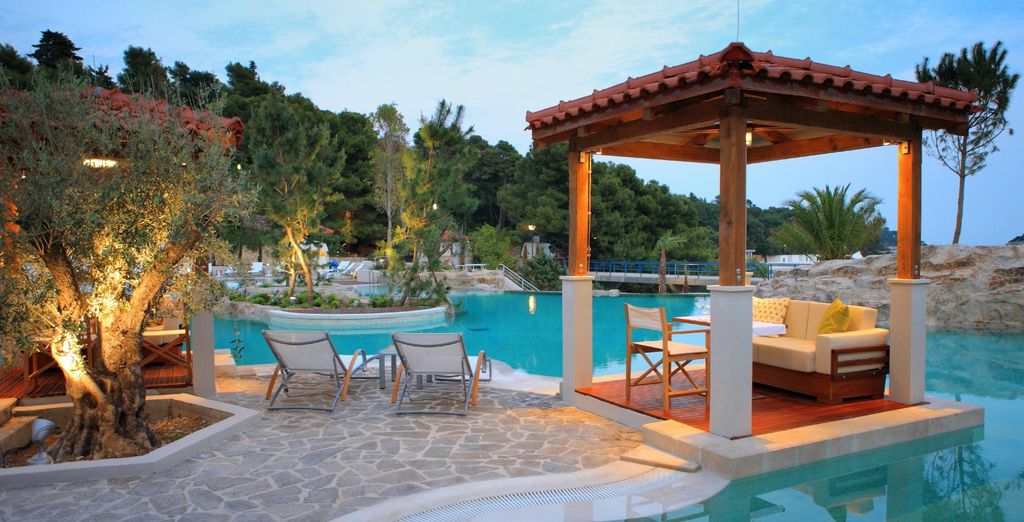 Amfora Hvar Grand Beach Resort 4*