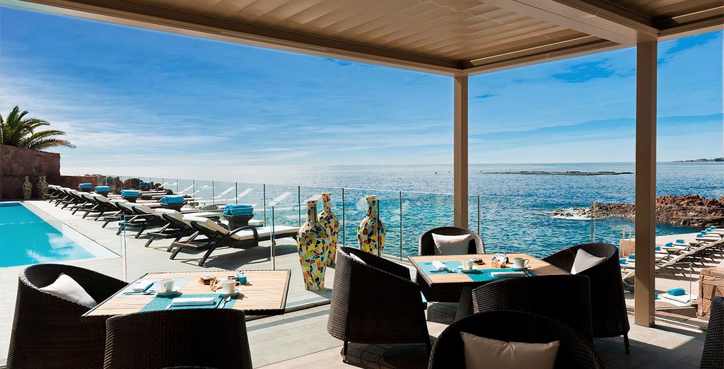 Tiara Miramar Beach Resort 5*