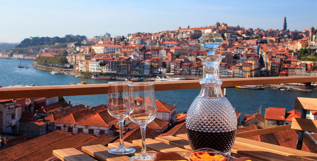 Verkosten Sie die besten Weine vor den schönsten Landschaften Portugals.