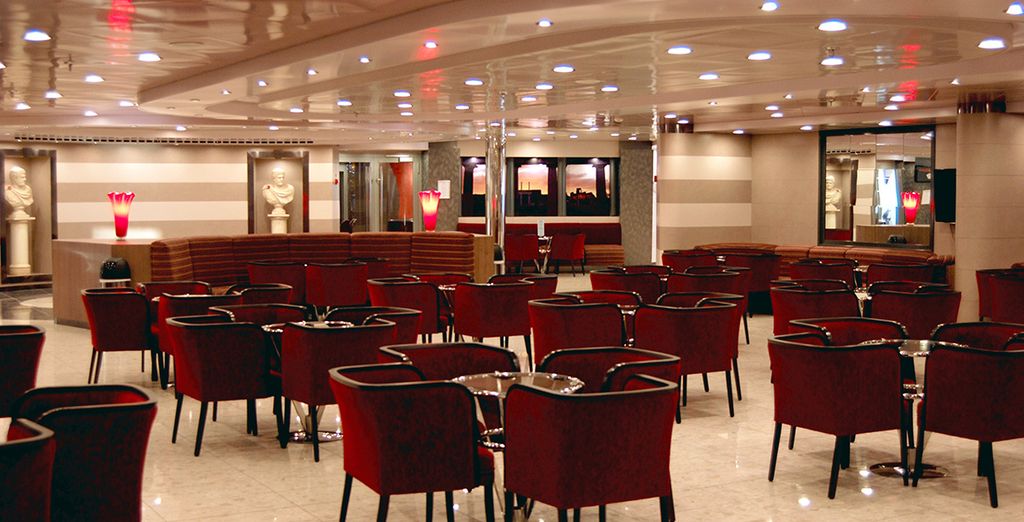 Hotel Corallo 4* y Grimaldi Lines