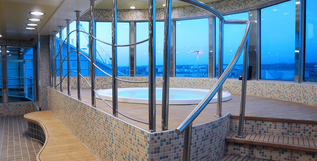 Hotel Corallo 4* y Grimaldi Lines