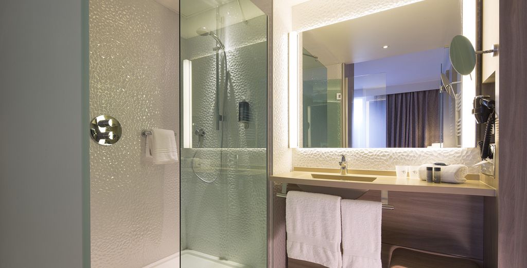 Oceania Hotel de France 4*