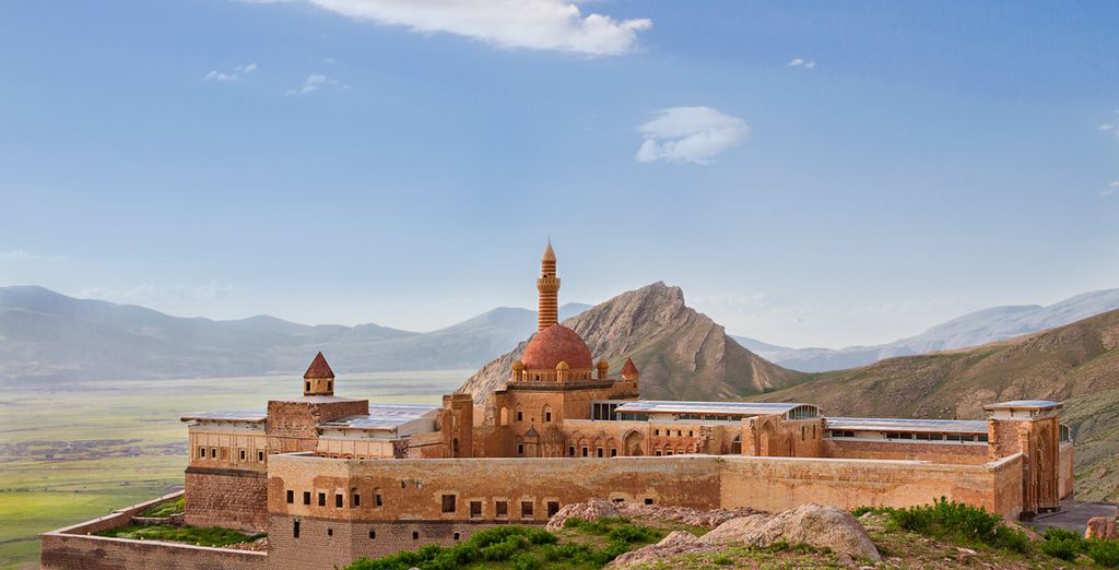 Circuito semi-privado por el Atlas, gargantas y el desierto