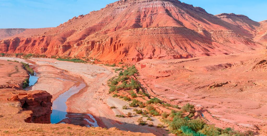 Circuito semi-privado por el Atlas, gargantas y el desierto