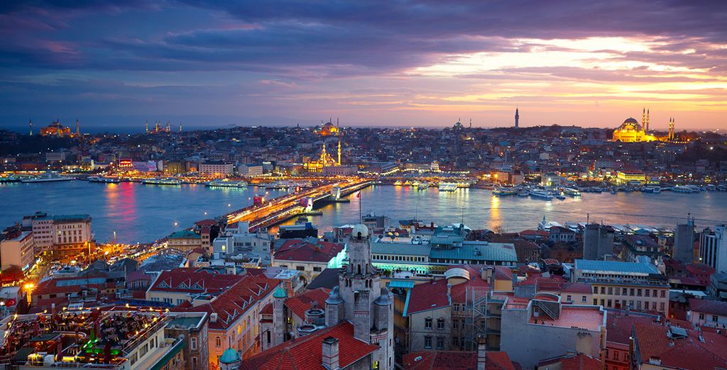 Combinado Divan Istanbul 5* y Filitheyo Island Resort 4*