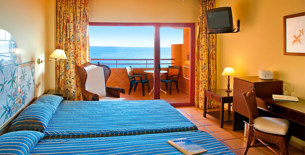 Almuñécar Playa Spa Hotel 4*