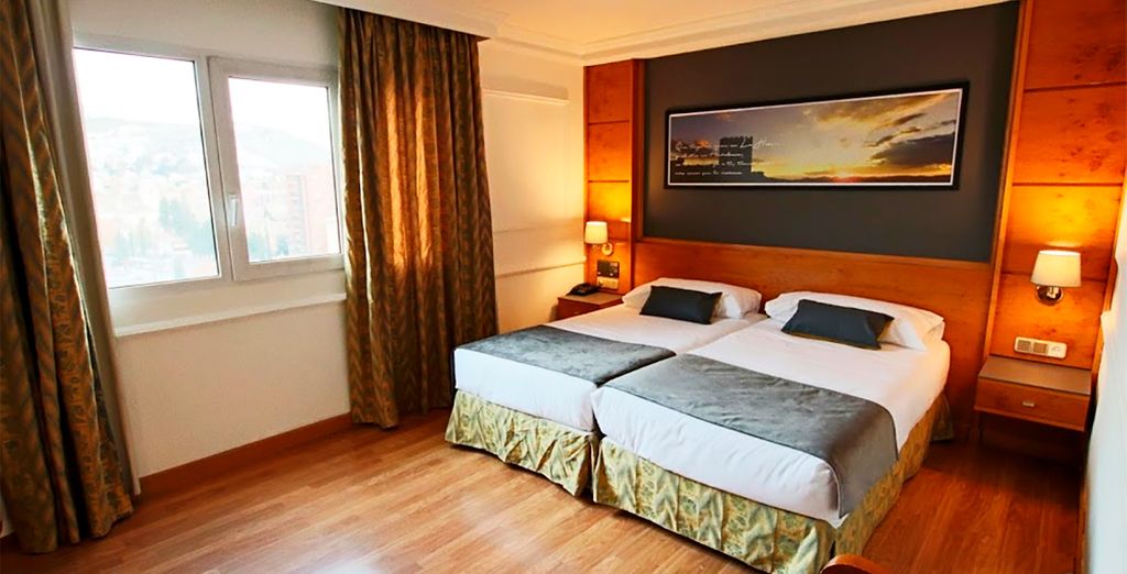 Ohtels San Antón 4*