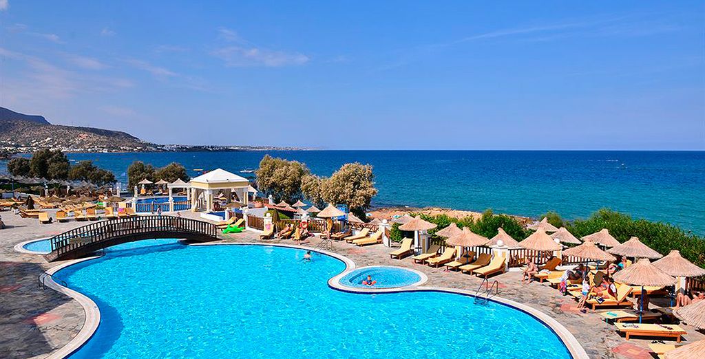 Alexander Beach 4*