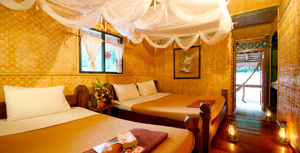 Glow Trinity Silom, River Kwai Jungle Raft y Mida Dhavaravati Grande