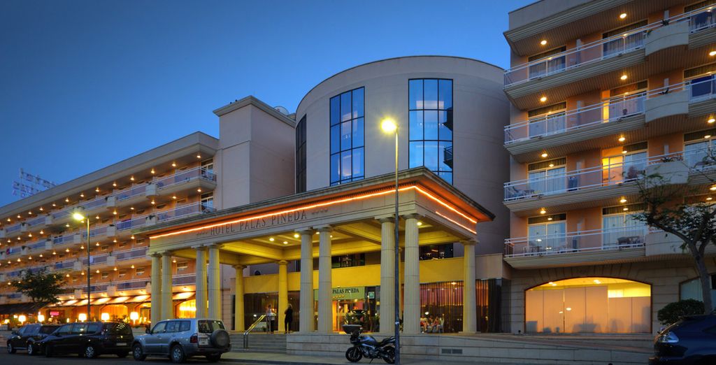 Hotel Palas Pineda 4*