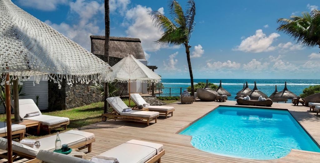 La Maison d'Été Hotel 5 étoiles, piscine et paillote face au lagon de Poste Lafayette