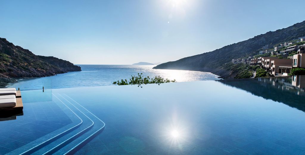 Hôtel Daios Cove 5*