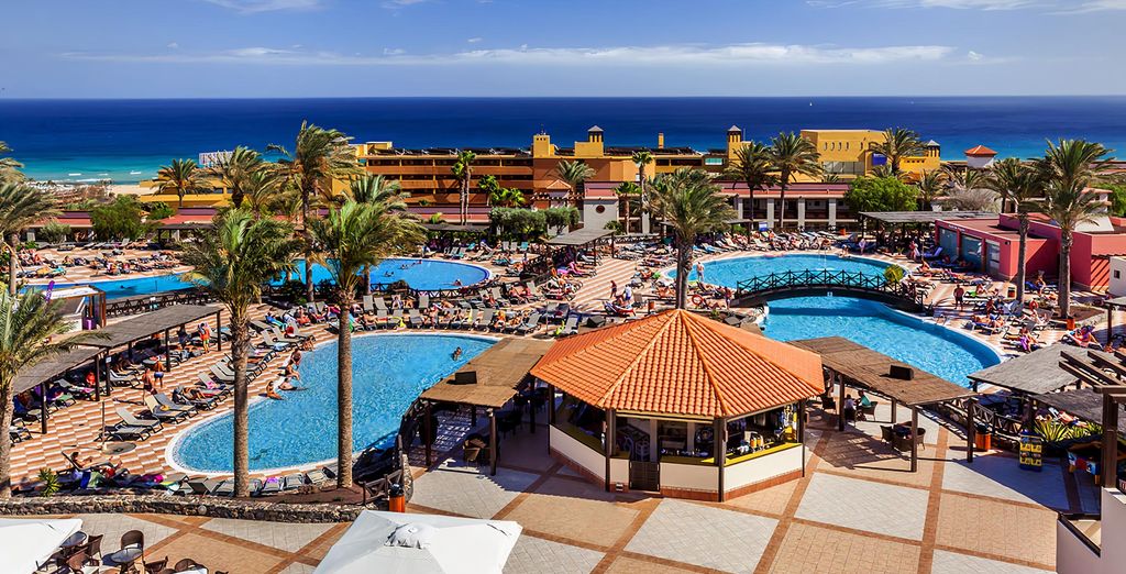 Hôtel Occidental Jandia Playa 4 étoiles, piscines et jardins face à l’océan