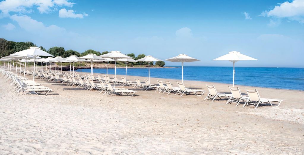 Hôtel Achilleas Beach 4 étoiles, plage et transats à Kos