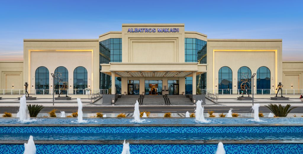 Albatros Makadi Resort 5 étoiles, piscine face à la mer Rouge