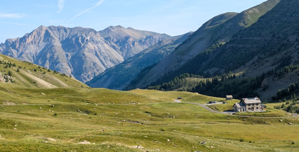 Les crêtes de la vallée de l'Ubaye, au-dessus de Pra-Loup