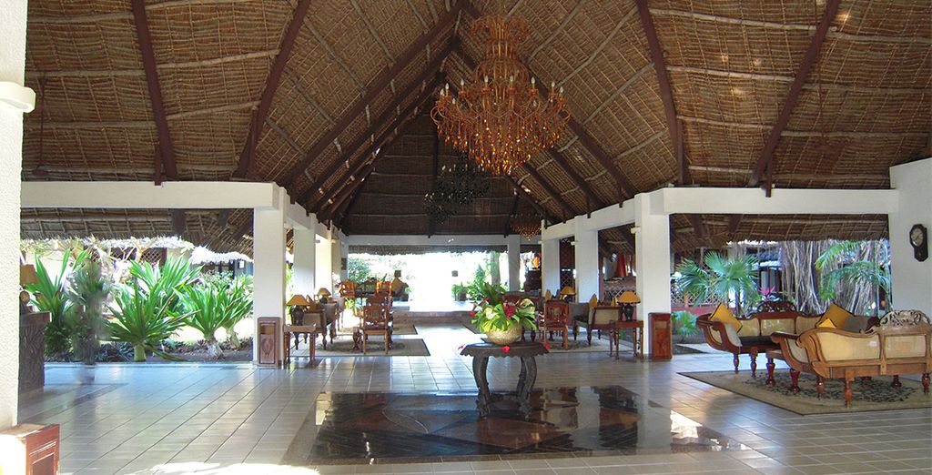 Combiné Safari et plage en 8 jours/7 nuits: Safari Tanzanie en lodges et hôtel Karafuu Beach Resort & Spa 5* à Zanzibar