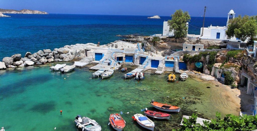 Les petits villages de pêcheurs de Milos