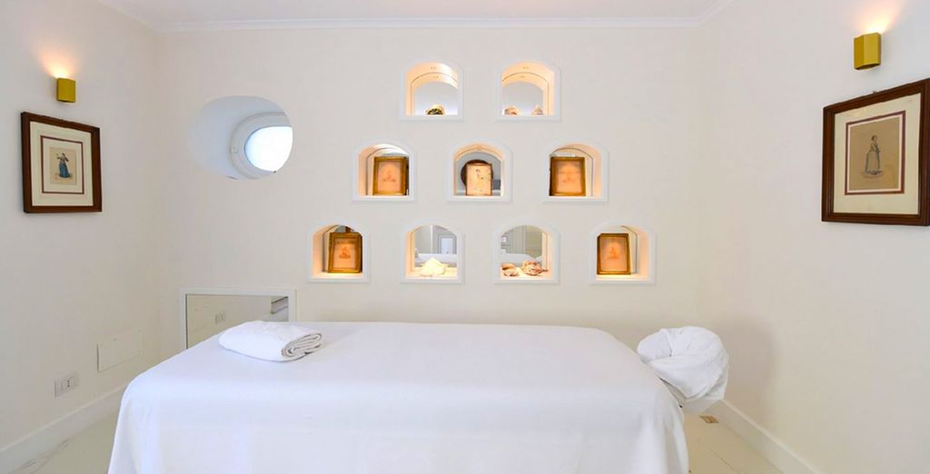 Grand Hotel Capodimonte 4*