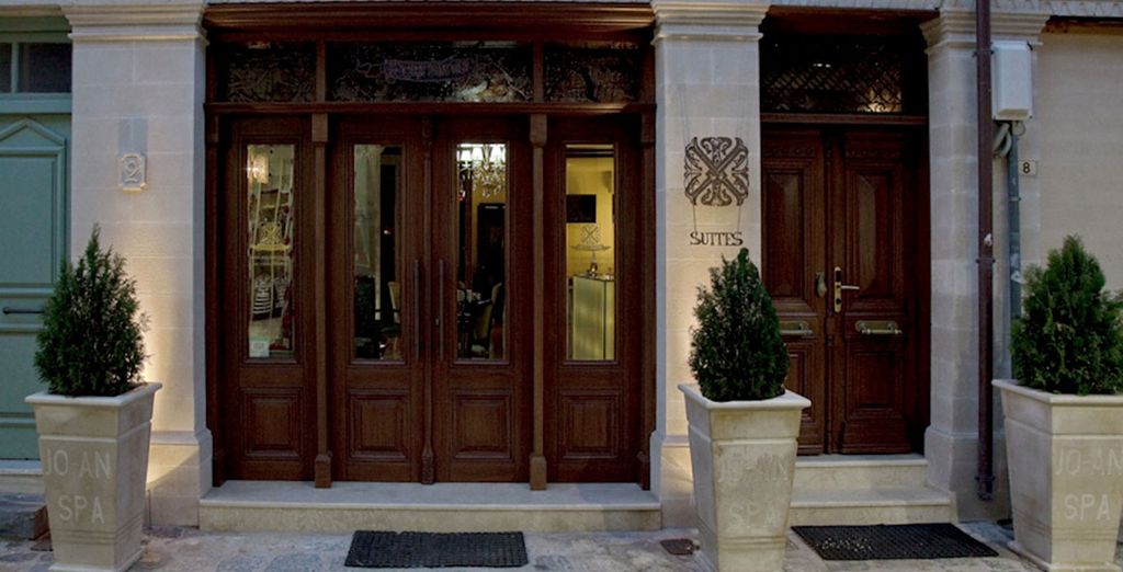 Antica Dimora Suites 5 étoiles, entrée d'une maison vénitienne de Rethymnon