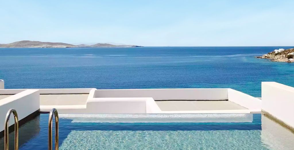Amazon Mykonos Resort & Spa 5*