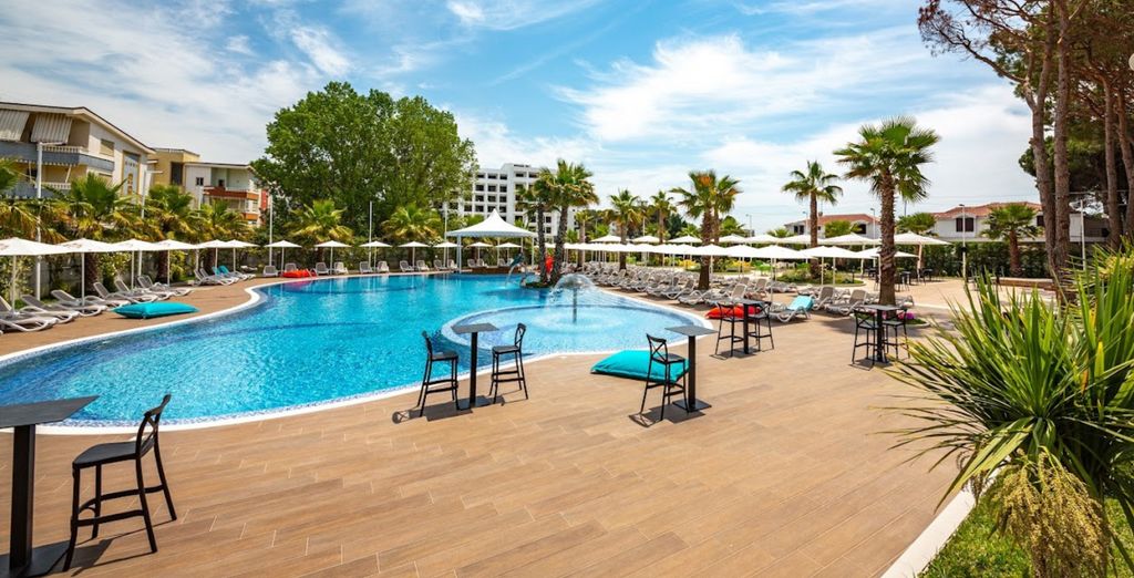 Henry Resort & Spa 5* - Albania - Fino a -70% | Voyage Privé