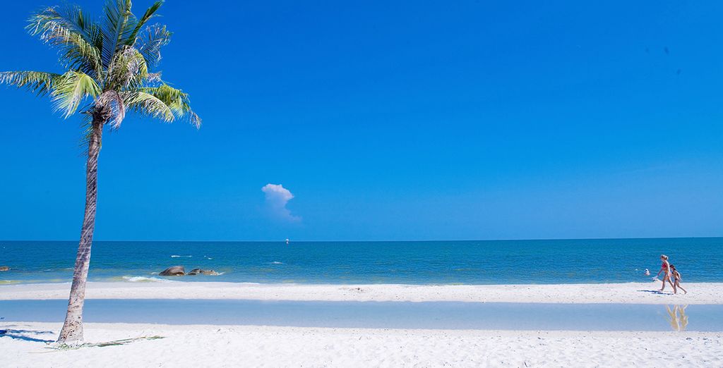 Hotel Aetas Lumpini 5* + Amari Hua Hin 4*
