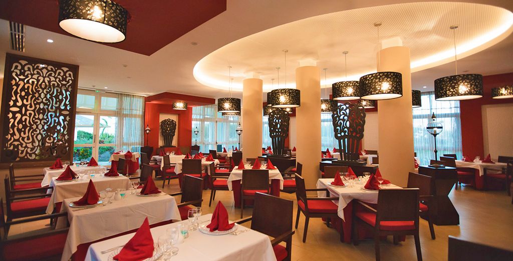 H10 Panorama Hotel + Valentìn Perla Blanca 5*
