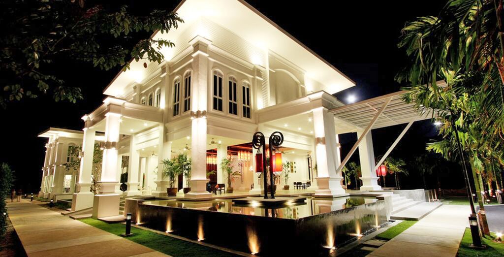 Bangkok + Phuket