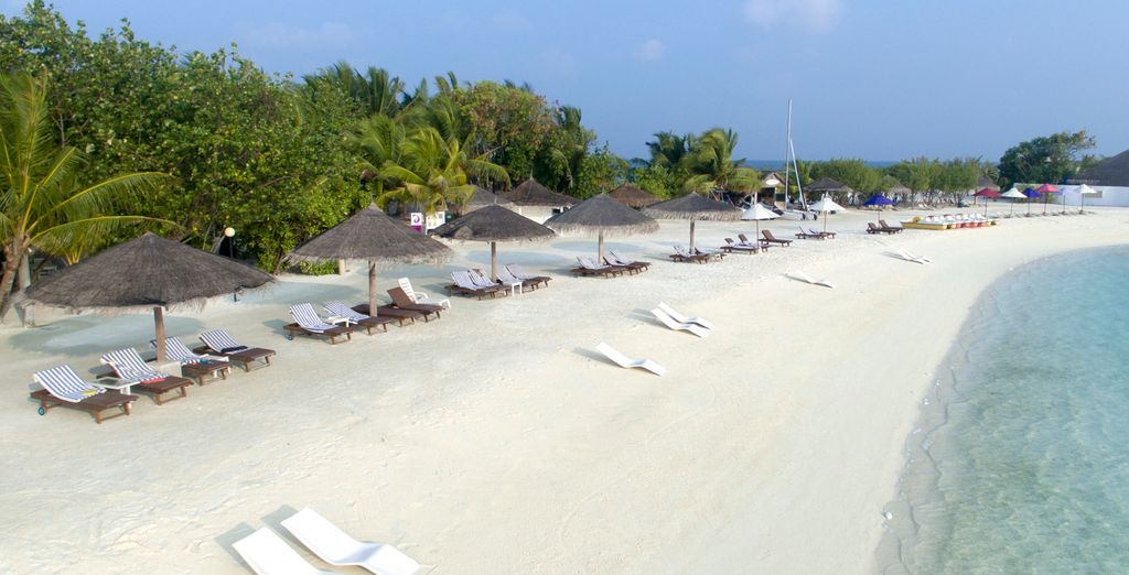 Tour Privato di 5 notti + soggiorno alle Maldive presso il Cinnamon Dhonveli Maldives 4*  