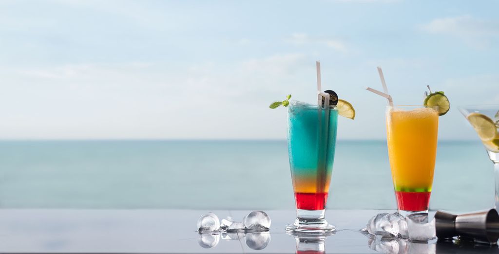 Chatrium Residence Sathon Bangkok 4* + Pavilion Samui Villas and Resort 5*