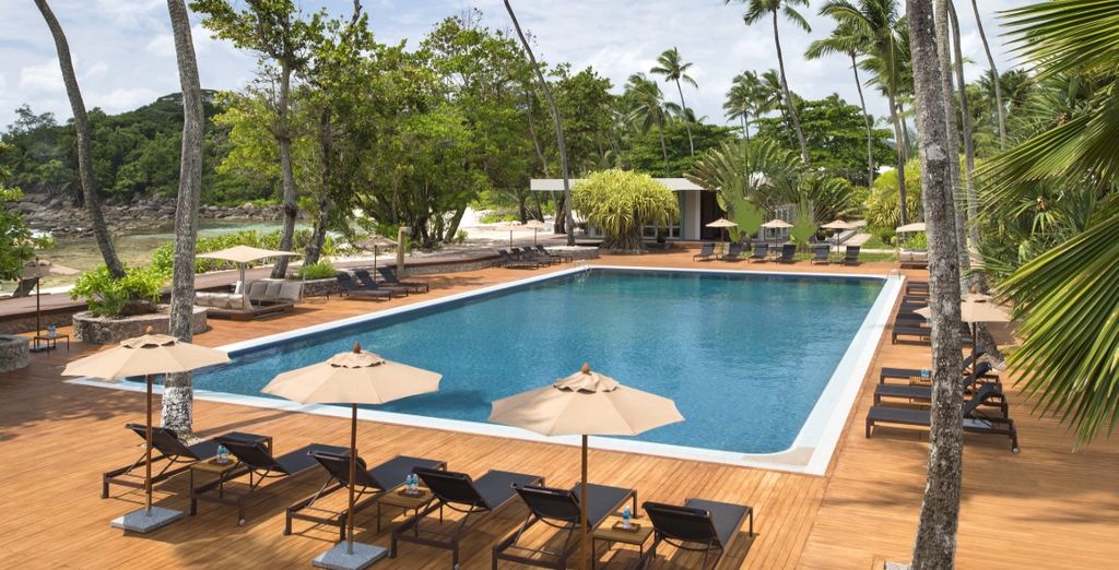 Avani Seychelles Barbarons Resort & Spa 4*
