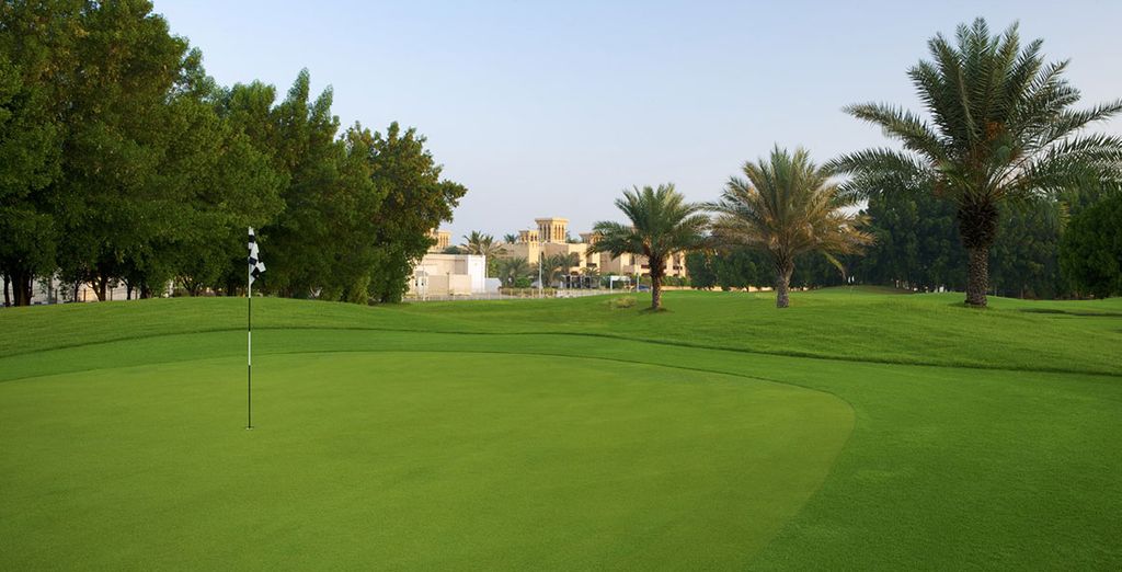 Hilton Al Hamra Beach & Golf Resort 5*