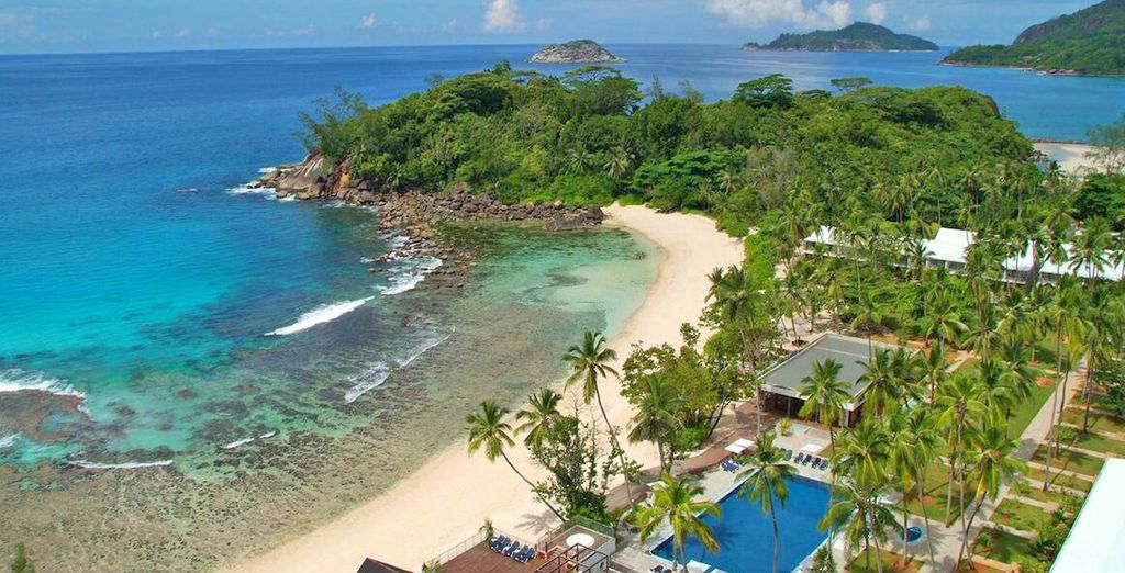 Avani Seychelles Barbarons Resort & Spa 4*