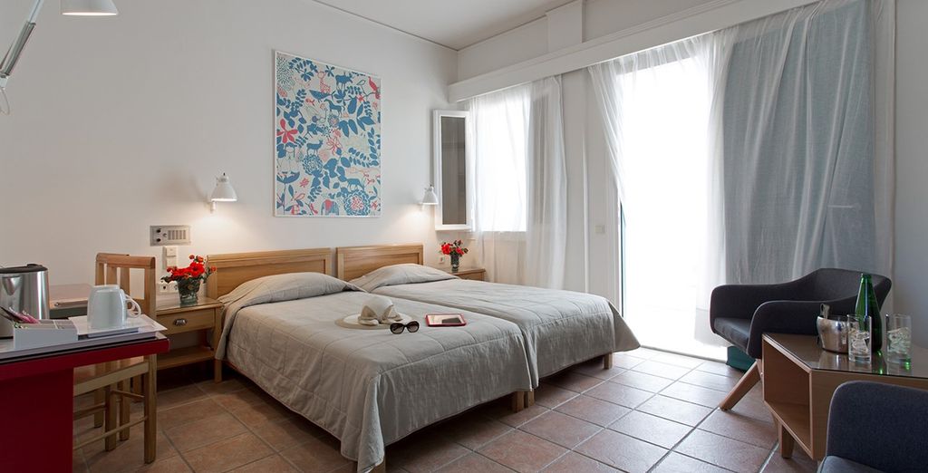 Speciale Ferragosto a Santorini - Artemis Hotel o Rose Bay Hotel