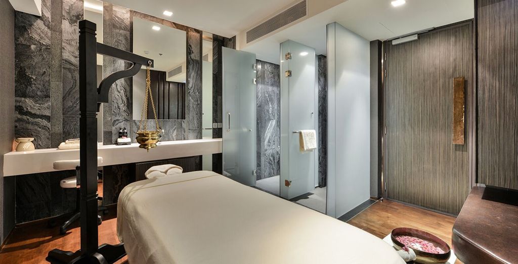 Amara Bangkok Hotel 5* & Dream Phuket Hotel 5*