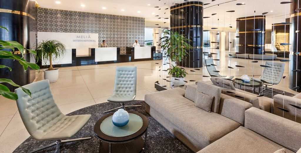 NH Capri La Habana 4* + Melia Internacional Varadero 5*