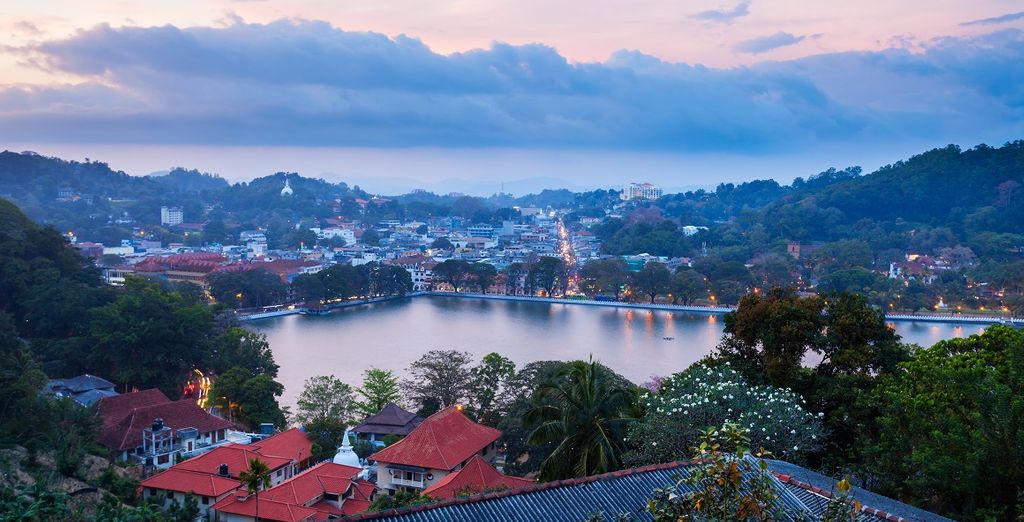 Tour dello Sri Lanka e soggiorno mare a Weligama