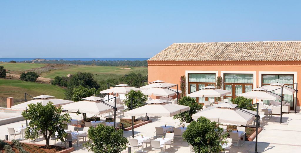 Hotel DonnaFugata Golf & Resort  5*L