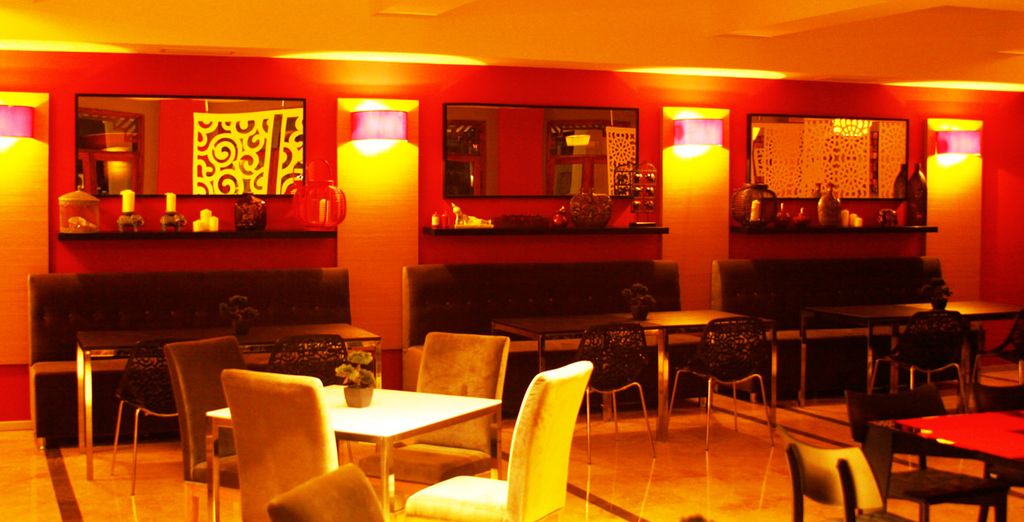 Hydros Beach Resort 4*S