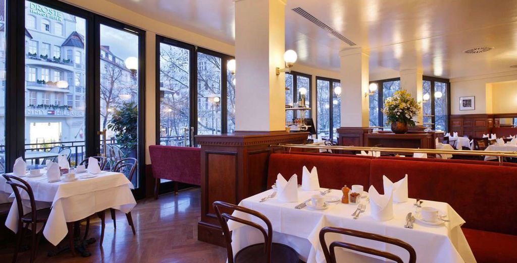 Hotel Kempinski Bristol 5*